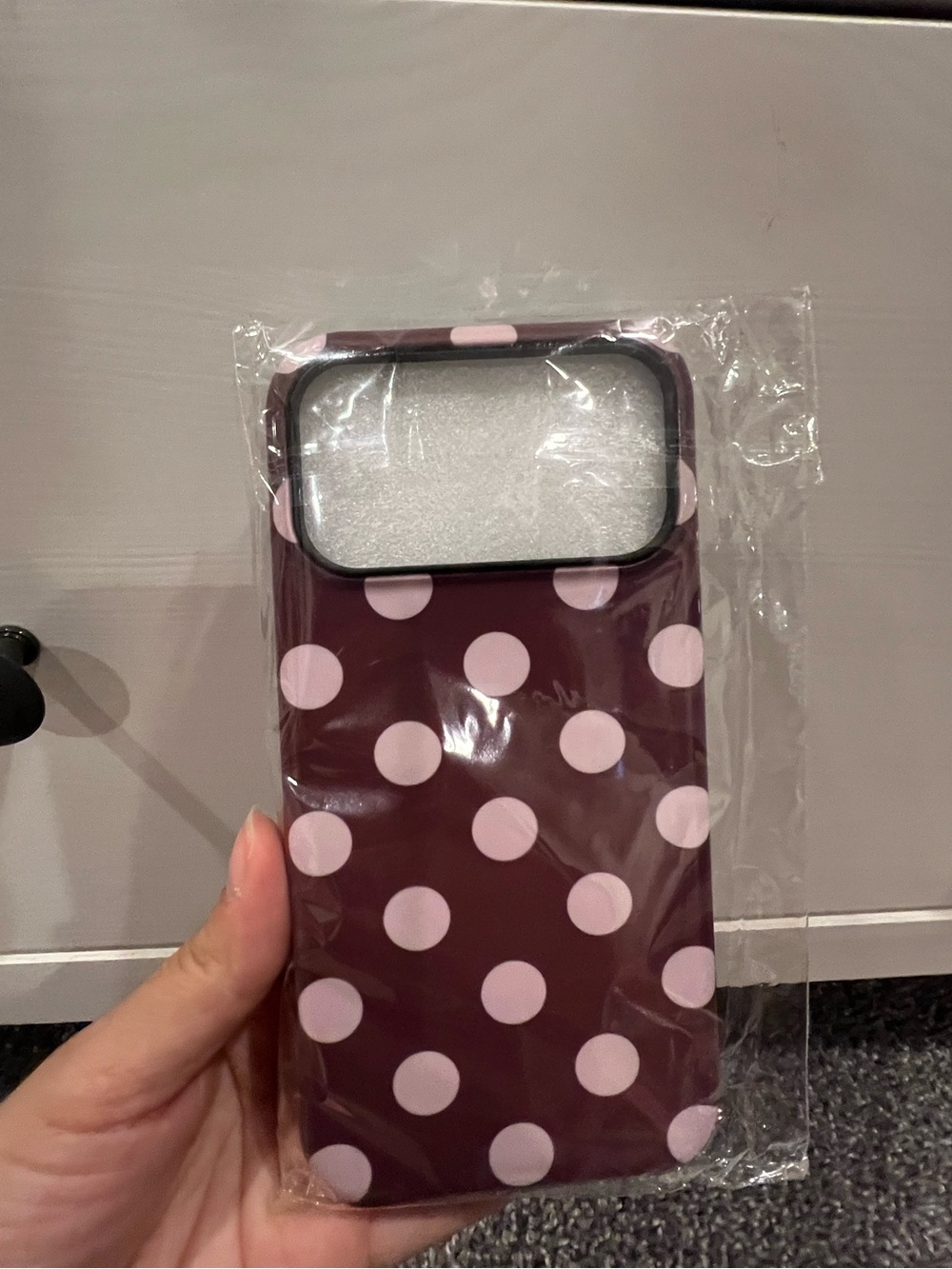 iPhone 18 pro max Pink Polka Dotscase